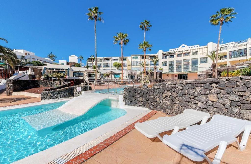 Cozzy Apartment Con Vista Al Mar Costa Teguise Exterior foto